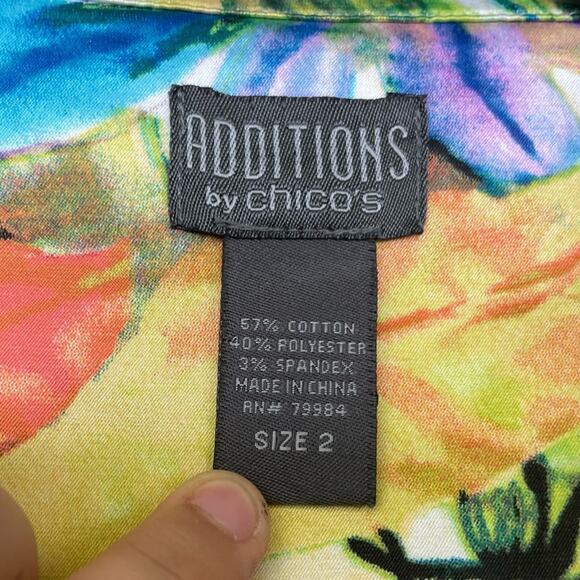 Additions by Chico's colorful floral button down blouse size 2 some stretch - Picture 6 of 9